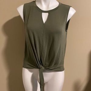 ✨✨NWT✨✨ Ann Taylor Loft tie front tank top